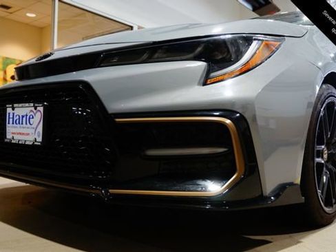 Used 2022 Toyota Corolla SE FWD image 2
