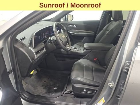 Used 2025 Cadillac XT4 Premium Luxury AWD/4WD image 5