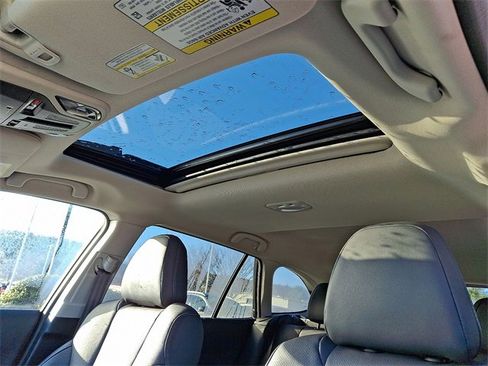 Used 2023 Subaru Outback Limited image 14