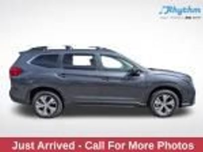 Used 2024 Subaru Ascent Premium w/ Convenience Package