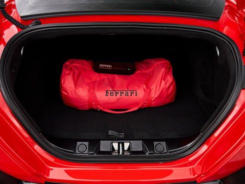 Used 2023 Ferrari Roma image 24