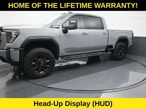 Used 2024 GMC Sierra 2500 AT4 w/ Technology Package AWD/4WD image 2
