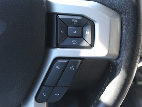 Used 2018 Ford F150 Lariat AWD/4WD image 30