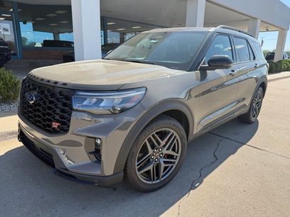 New 2026 Ford Explorer ST w/ Sun And Sound Package