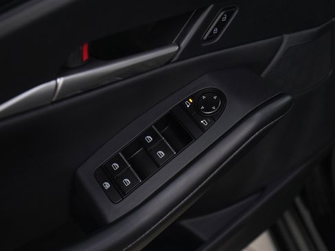 Used 2023 Cadillac XT4 Sport image 20