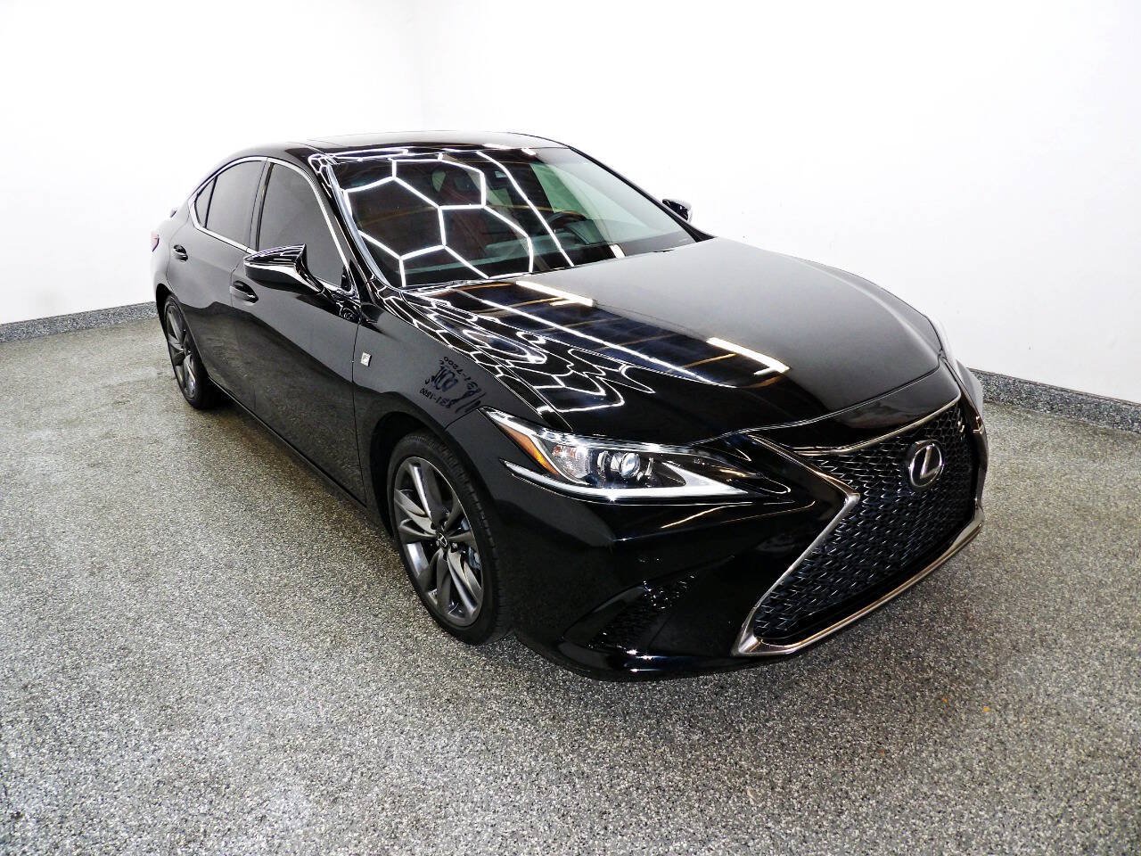 Used 2020 Lexus ES 350 F Sport w/ Accessory Package 2 FWD image 3