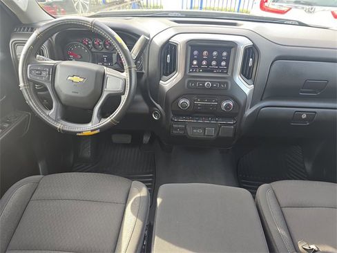 Used 2025 Chevrolet Silverado 1500 Custom image 15