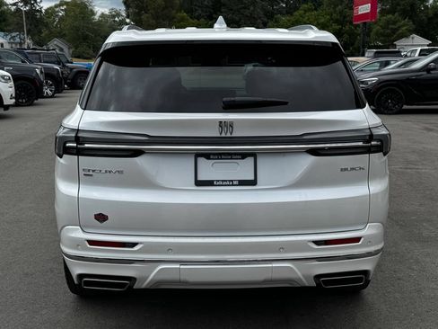 Used 2025 Buick Enclave Avenir w/ Trailering Package, 5000 lbs. AWD/4WD image 5
