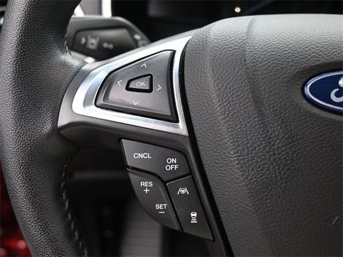 Used 2019 Ford Edge SEL w/ Equipment Group 201A image 28