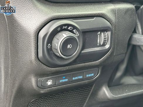 Used 2023 Jeep Wrangler Unlimited Rubicon 4xe w/ Cold Weather Group AWD/4WD image 20