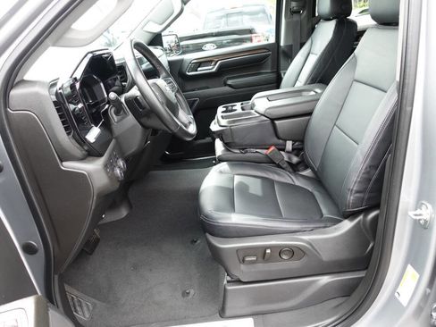 Used 2023 Chevrolet Silverado 1500 LT AWD/4WD image 20