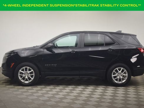 Used 2023 Chevrolet Equinox LS w/ LS Convenience Package AWD/4WD image 11