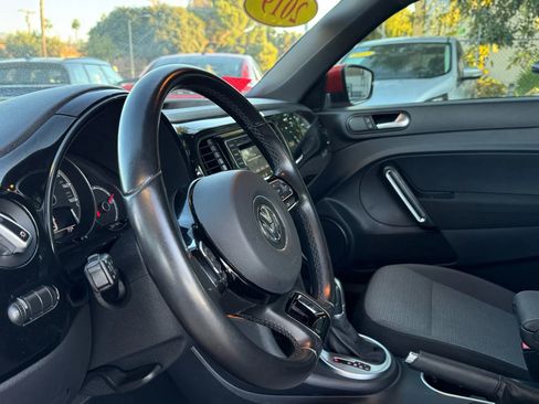 Used 2019 Volkswagen Beetle 2.0T S image 10