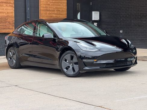 Used 2022 Tesla Model 3 Long Range AWD/4WD image 6