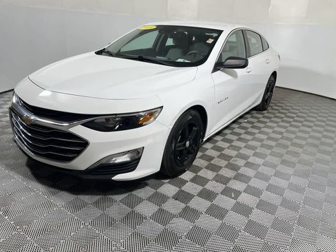 Used 2023 Chevrolet Malibu LS FWD image 4