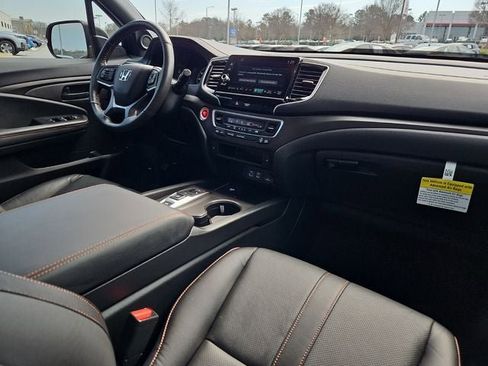 Certified 2025 Honda Ridgeline TrailSport image 10