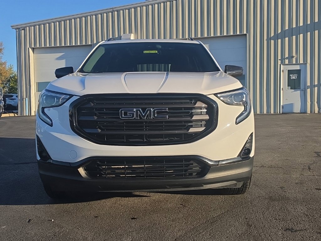 Used 2021 GMC Terrain SLT w/ Elevation Edition AWD/4WD image 2
