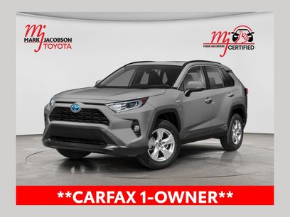 Used 2021 Toyota RAV4 XLE w/ Convenience Package