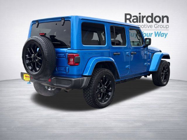 Used 2024 Jeep Wrangler Unlimited Sahara AWD/4WD image 7