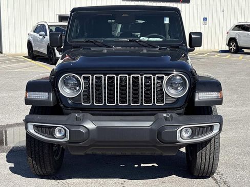New 2026 Jeep Wrangler Unlimited Sahara AWD/4WD image 8