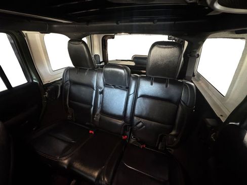 Used 2021 Jeep Wrangler Unlimited Rubicon w/ Trailer Tow Package image 15