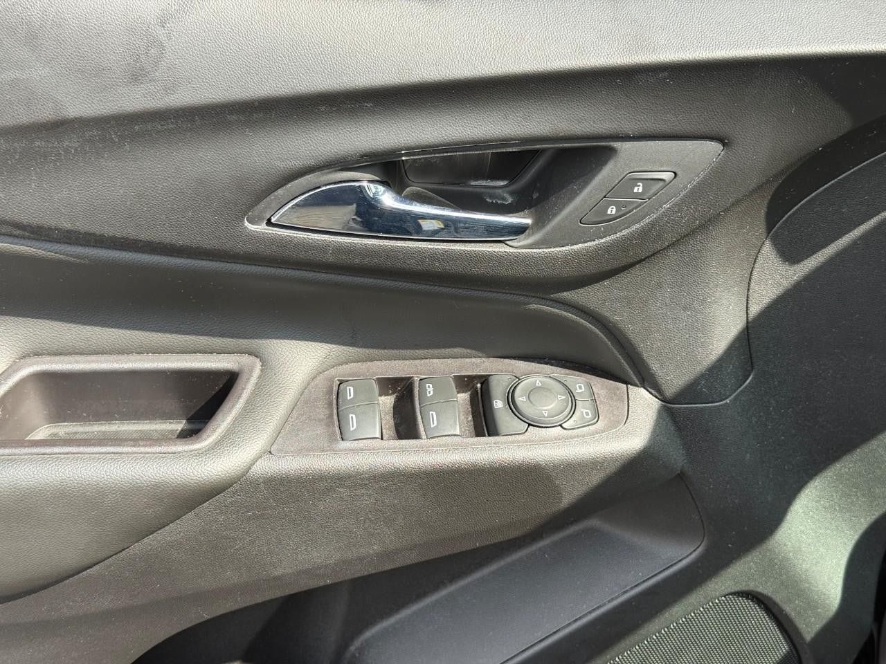 Used 2022 Chevrolet Equinox LT FWD image 17