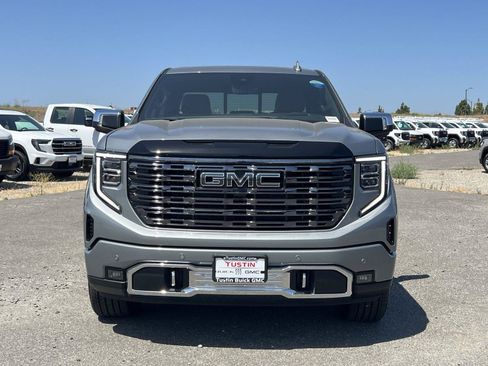 New 2026 GMC Sierra 1500 Denali Ultimate w/ LPO, Black Badging Package AWD/4WD image 8