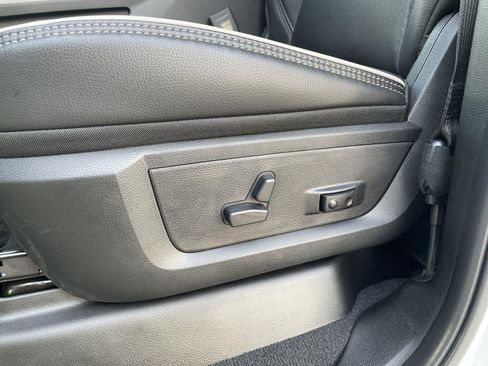 New 2026 RAM 2500 Laramie w/ Sport Appearance Package AWD/4WD image 12