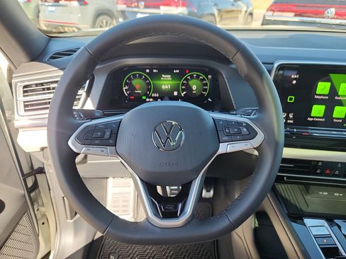 New 2026 Volkswagen Atlas Cross Sport SEL Premium R-Line AWD/4WD image 16