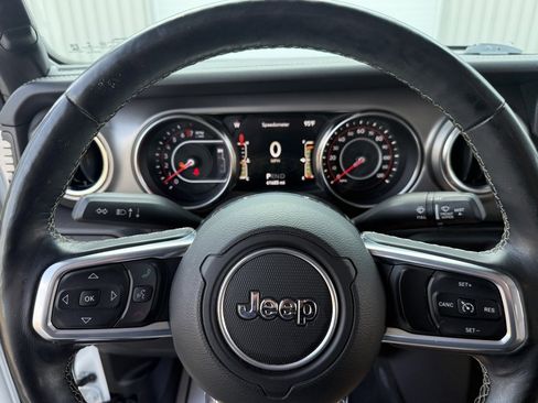 Used 2020 Jeep Gladiator Rubicon w/ Dual Top Group image 24