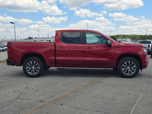 Used 2023 Chevrolet Silverado 1500 RST AWD/4WD image 6