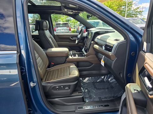 New 2026 GMC Yukon XL Denali Ultimate AWD/4WD image 30