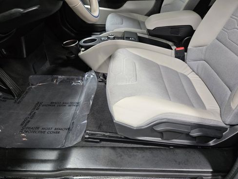Used 2018 BMW i3 94Ah w/Range Extender image 11