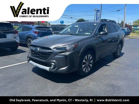 Used 2025 Subaru Outback Limited AWD/4WD image 1