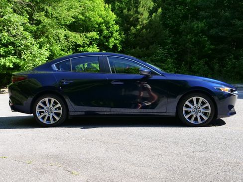 Used 2021 MAZDA MAZDA3 s FWD image 39