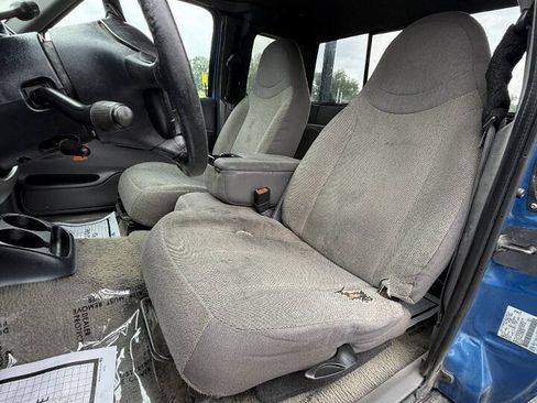 Used 2002 Ford Ranger XLT AWD/4WD image 15