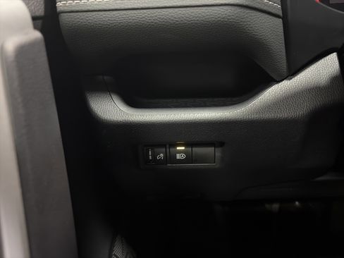 Used 2025 Toyota RAV4 XLE image 16