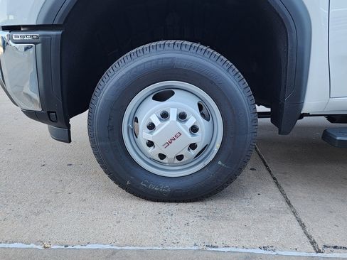 New 2026 GMC Sierra 3500 Pro w/ Convenience Package image 52