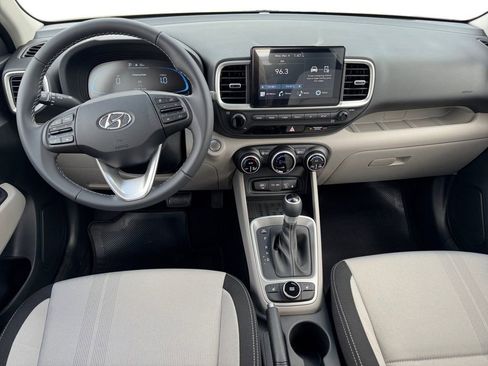 New 2026 Hyundai Venue SEL FWD image 10