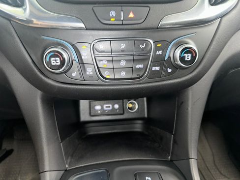 Certified 2024 Chevrolet Equinox LT w/ LPO, Floor Liner Package image 13