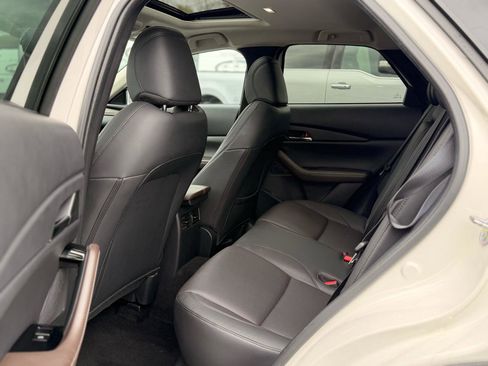 Used 2023 MAZDA CX-30 AWD 2.5 S w/ Premium Package image 12