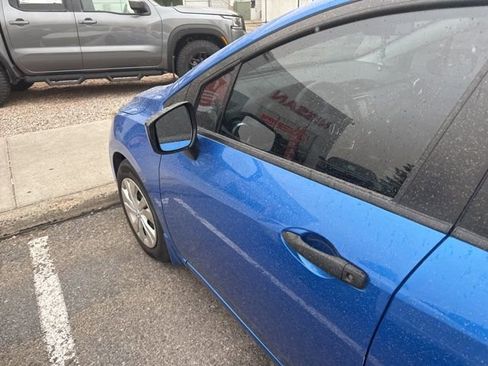 Used 2020 Nissan Versa S FWD image 12