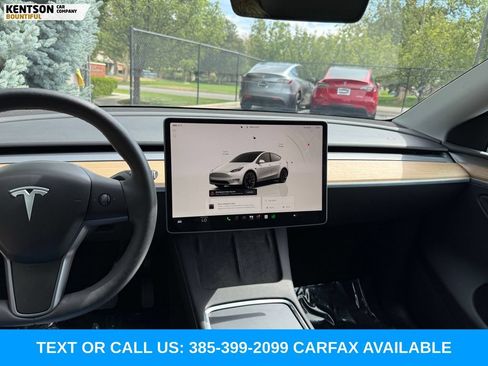 Used 2024 Tesla Model Y Long Range AWD/4WD image 17