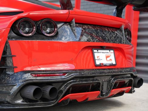 Used 2019 Ferrari 812 Superfast image 9