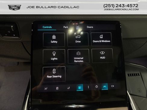 New 2026 Cadillac Escalade IQL Luxury image 36