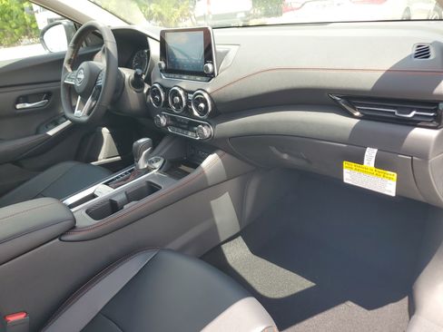 New 2025 Nissan Sentra SR w/ SR Premium Package image 11