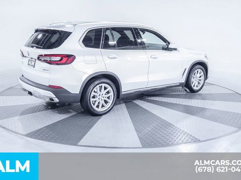 Used 2023 BMW X5 xDrive40i w/ Premium Package image 10