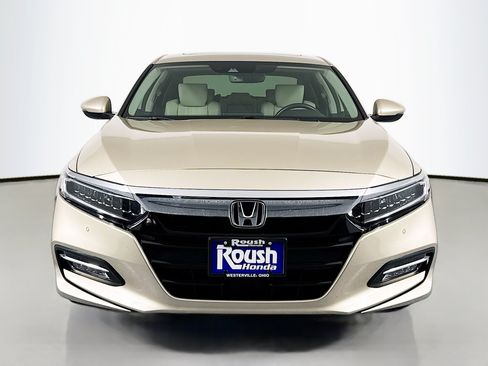 Certified 2019 Honda Accord Touring image 2