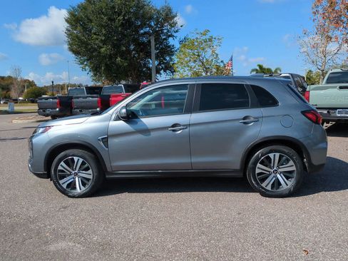 Used 2025 Mitsubishi Outlander Sport SE image 3