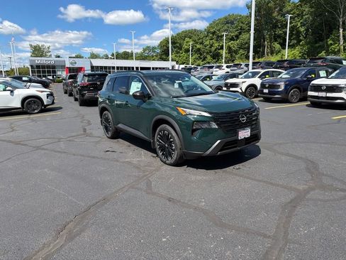 New 2026 Nissan Rogue Dark Armor AWD/4WD image 9